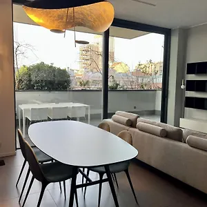 Ξενοδοχείο με διαμερίσματα Bosco Verticale, Μιλάνο